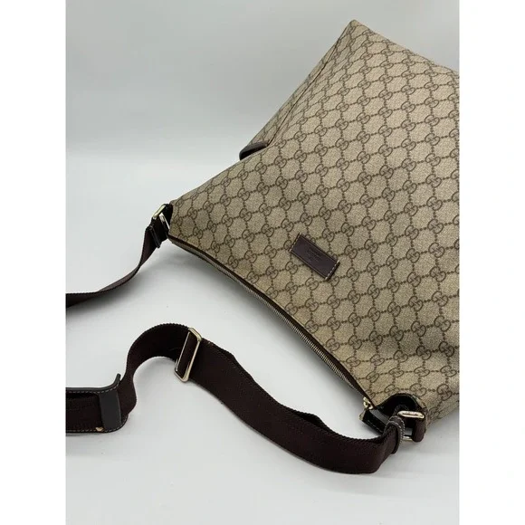 Gucci GG Supreme Canvas Messenger/Diaper Bag Brown Monogram Crossbody - Picture 4 of 13